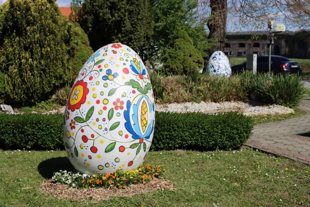 BLIŽI SE USKRS: Pogledajte kako izgleda centar Sl. Broda