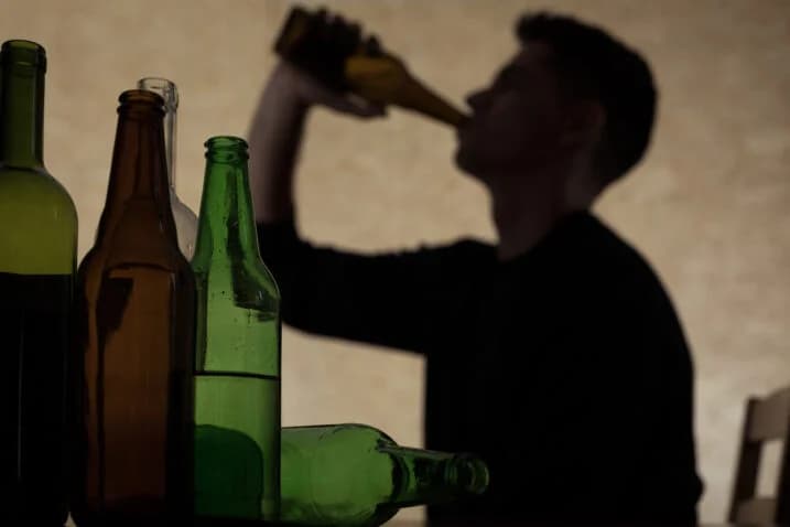 Maloljetni dječak se napio u lokalu, vlasnik na sudu