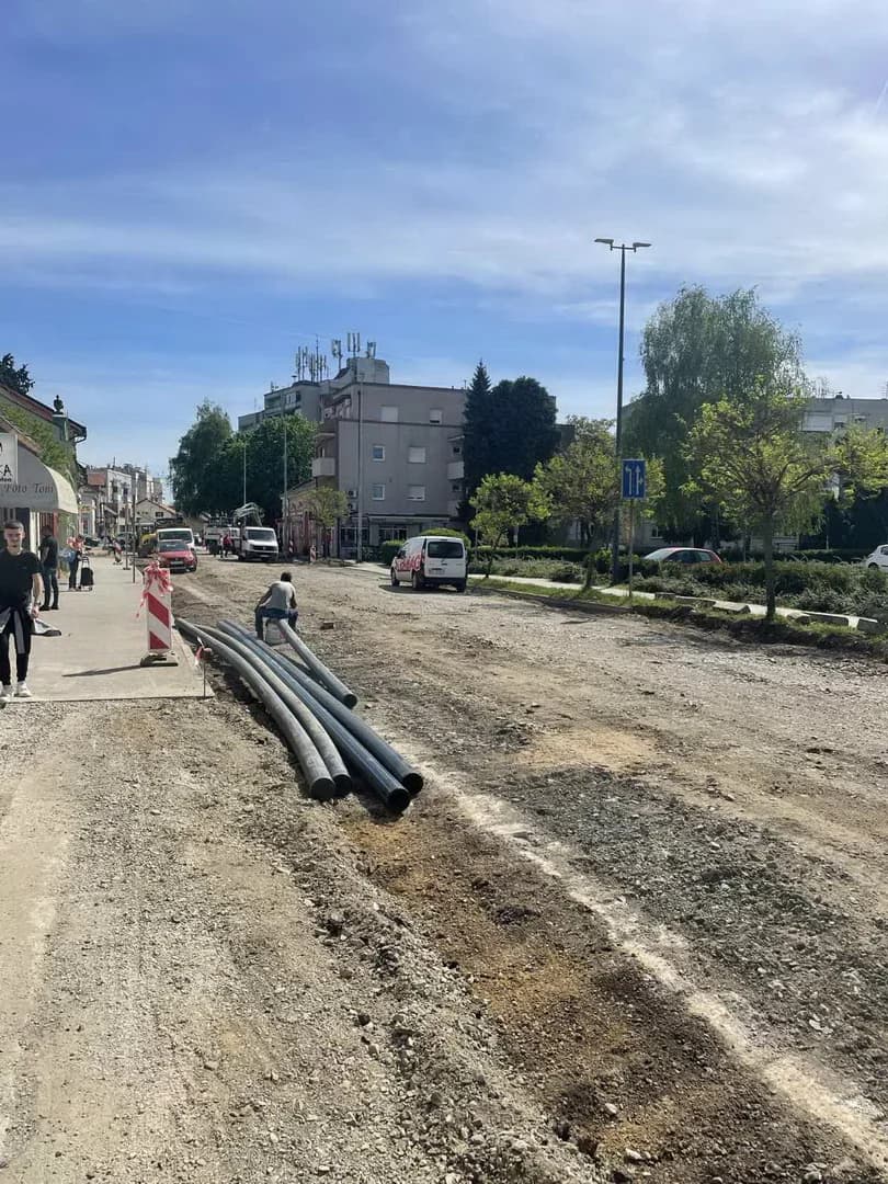 U tijeku radovi rekonstrukcije kolnika u ulici J. J. Strossmayera