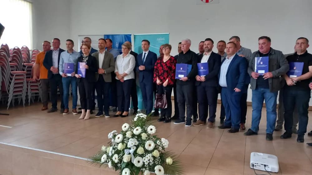 Gradu Slavonskom Brodu dodijeljeni ključni sporazumi i sredstva EU fondova