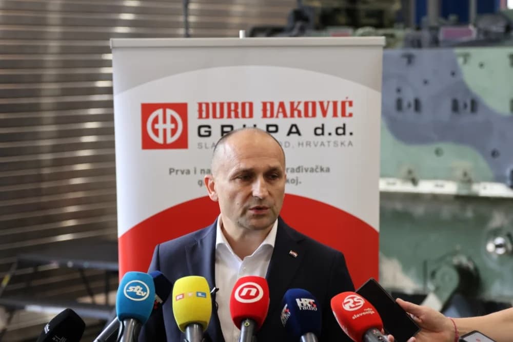 Obnavlja se u Đuri Đakoviću osam vozila Bradley za HV: ʼZnačajno osnažujemo sposobnosti Hrvatske vojskeʼ