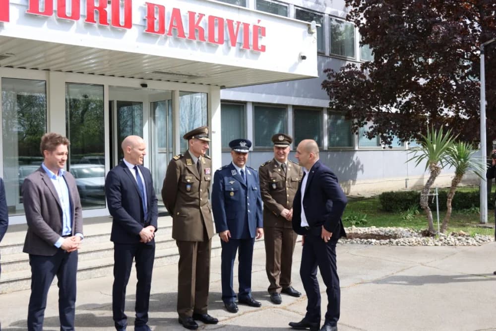 Obnavlja se u Đuri Đakoviću osam vozila Bradley za HV: ʼZnačajno osnažujemo sposobnosti Hrvatske vojskeʼ