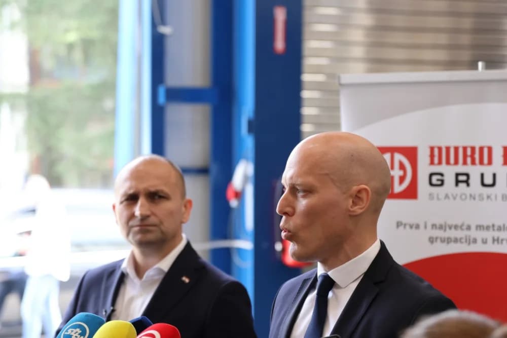 Obnavlja se u Đuri Đakoviću osam vozila Bradley za HV: ʼZnačajno osnažujemo sposobnosti Hrvatske vojskeʼ