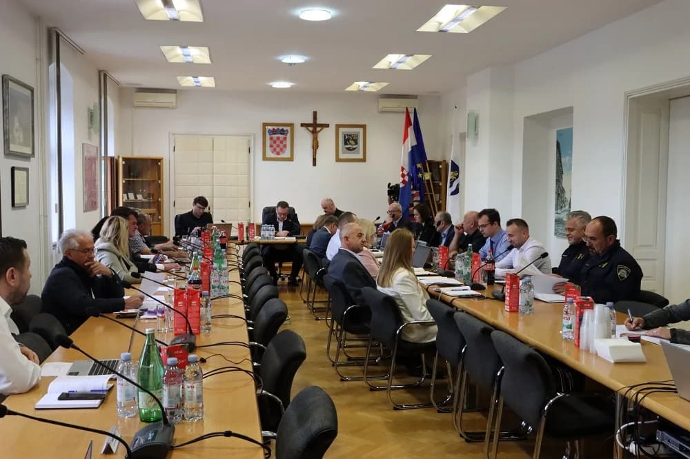 Održana ʼmršavaʼ 17. sjednica Gradskog vijeća