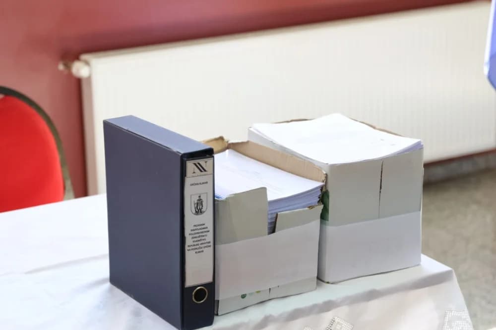 Veliki dan za općinu Klakar – uručeni ugovori o zakupu poljoprivrednog zemljišta: „Unatoč brojnim prijavama utvrđeno je da nije bilo nezakonitosti u provedenom postupku