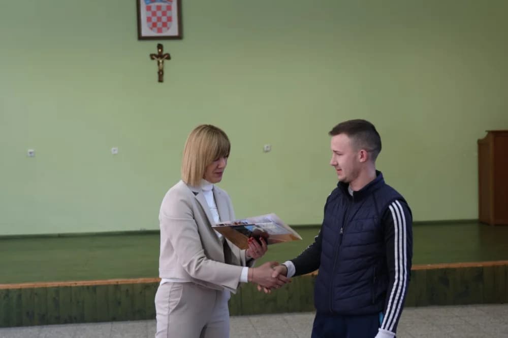 Veliki dan za općinu Klakar – uručeni ugovori o zakupu poljoprivrednog zemljišta: „Unatoč brojnim prijavama utvrđeno je da nije bilo nezakonitosti u provedenom postupku
