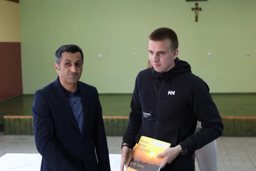 Veliki dan za općinu Klakar – uručeni ugovori o zakupu poljoprivrednog zemljišta: „Unatoč brojnim prijavama utvrđeno je da nije bilo nezakonitosti u provedenom postupku