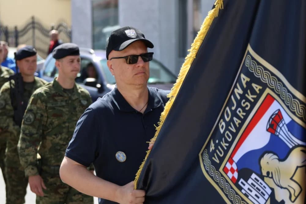 (VELIKA FOTOGALERIJA) 33. obljetnica obilježavanja osnutka 3. gardijske brigade “Kune” u Novoj Gradiški
