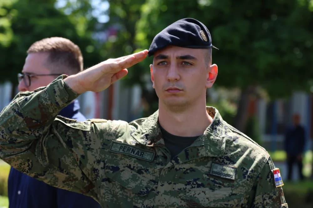 (VELIKA FOTOGALERIJA) 33. obljetnica obilježavanja osnutka 3. gardijske brigade “Kune” u Novoj Gradiški