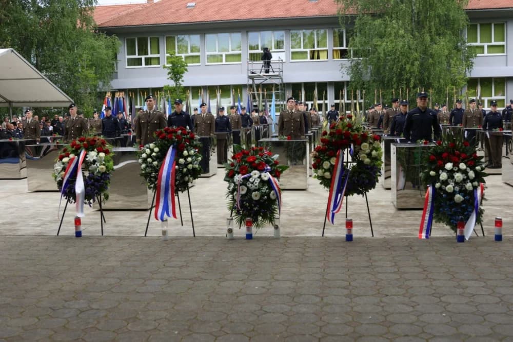 (VELIKA FOTOGALERIJA I VIDEO) Održana svečanost obilježavanja 29. obljetnice vojno-redarstvene operacije Bljesak u Okučanima