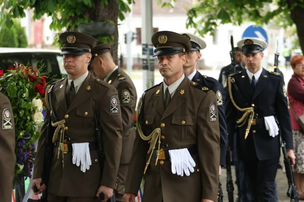 (VELIKA FOTOGALERIJA I VIDEO) Održana svečanost obilježavanja 29. obljetnice vojno-redarstvene operacije Bljesak u Okučanima