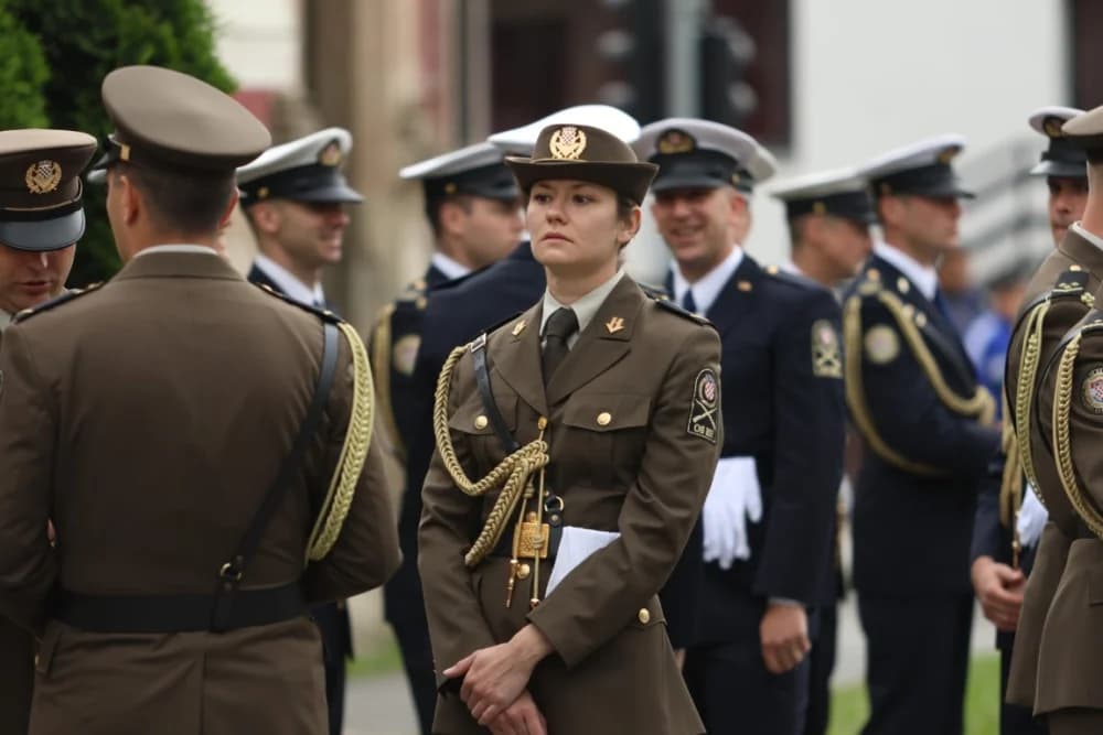 (VELIKA FOTOGALERIJA I VIDEO) Održana svečanost obilježavanja 29. obljetnice vojno-redarstvene operacije Bljesak u Okučanima