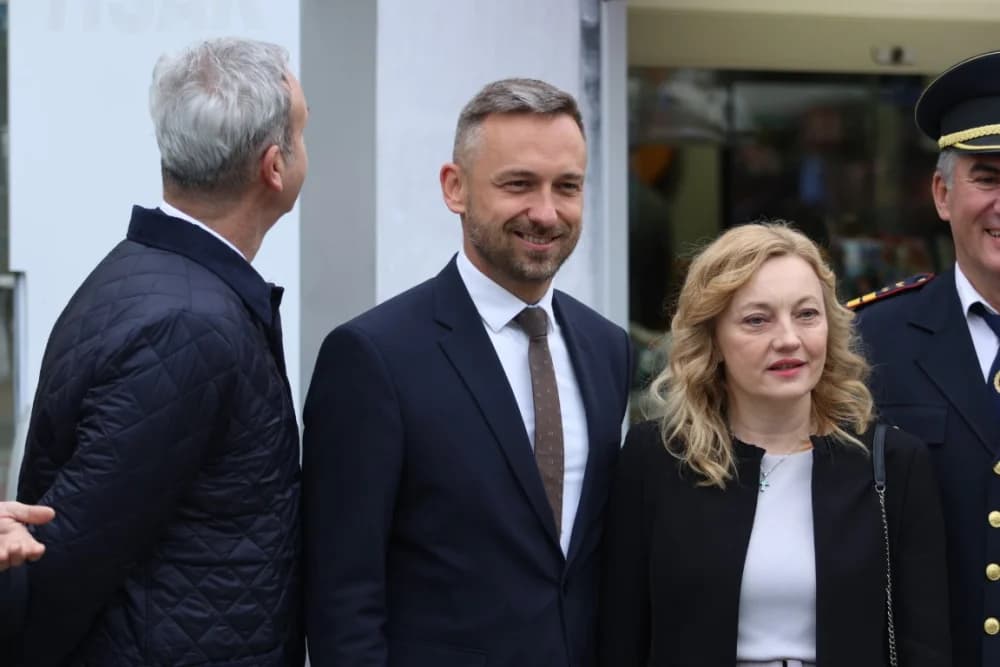 (VELIKA FOTOGALERIJA I VIDEO) Održana svečanost obilježavanja 29. obljetnice vojno-redarstvene operacije Bljesak u Okučanima