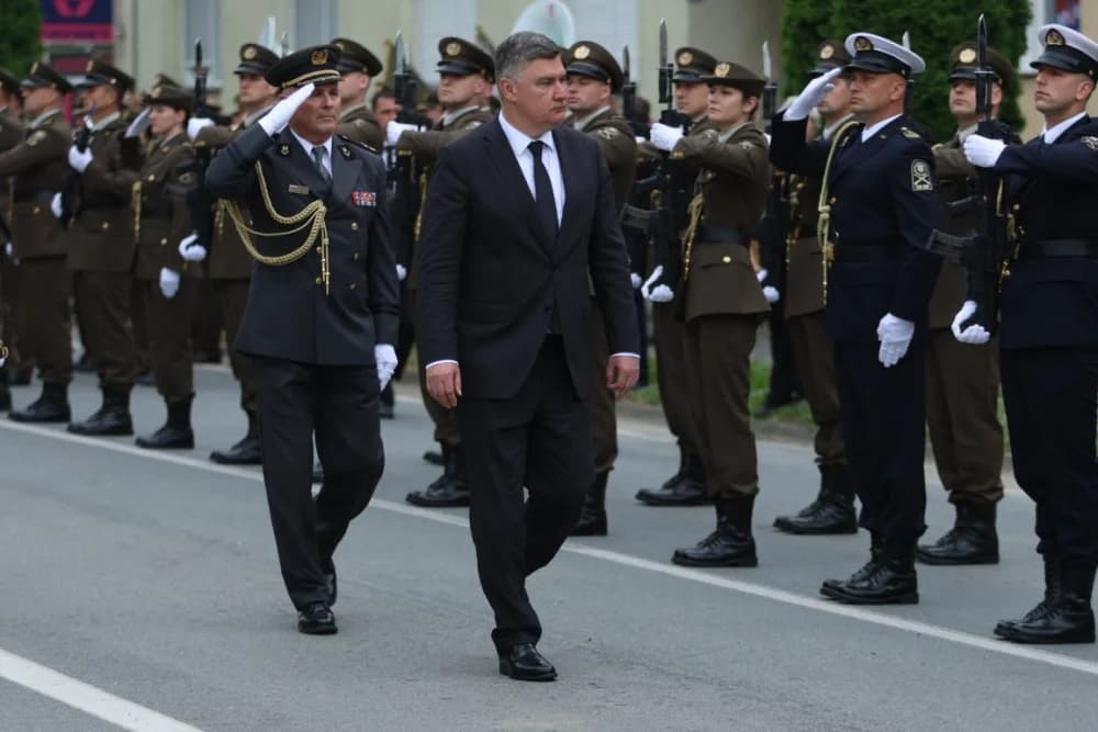 (VELIKA FOTOGALERIJA I VIDEO) Održana svečanost obilježavanja 29. obljetnice vojno-redarstvene operacije Bljesak u Okučanima
