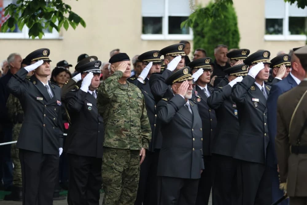 (VELIKA FOTOGALERIJA I VIDEO) Održana svečanost obilježavanja 29. obljetnice vojno-redarstvene operacije Bljesak u Okučanima