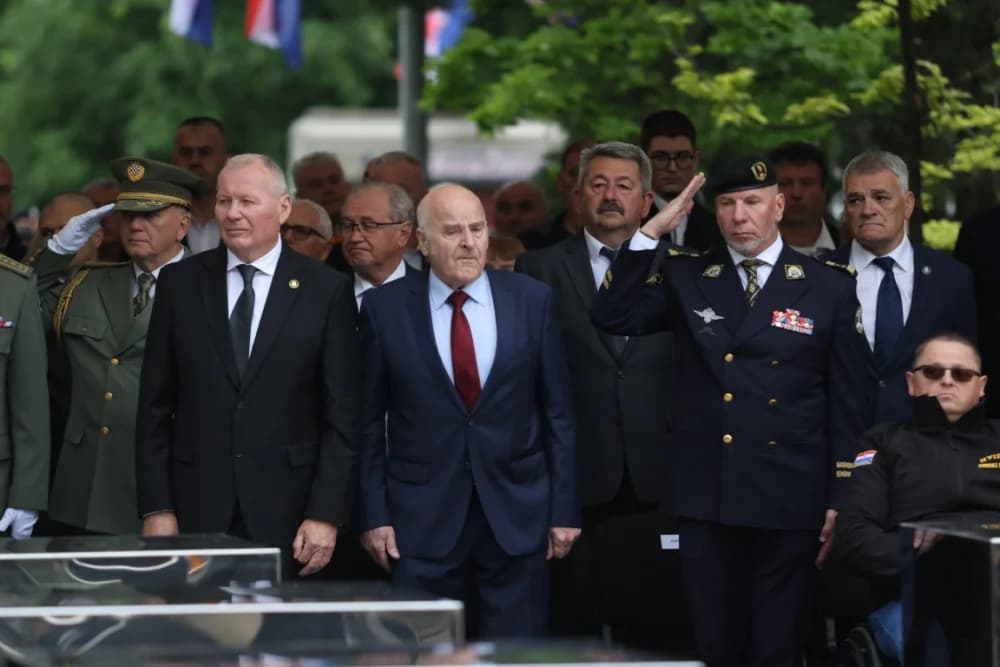 (VELIKA FOTOGALERIJA I VIDEO) Održana svečanost obilježavanja 29. obljetnice vojno-redarstvene operacije Bljesak u Okučanima
