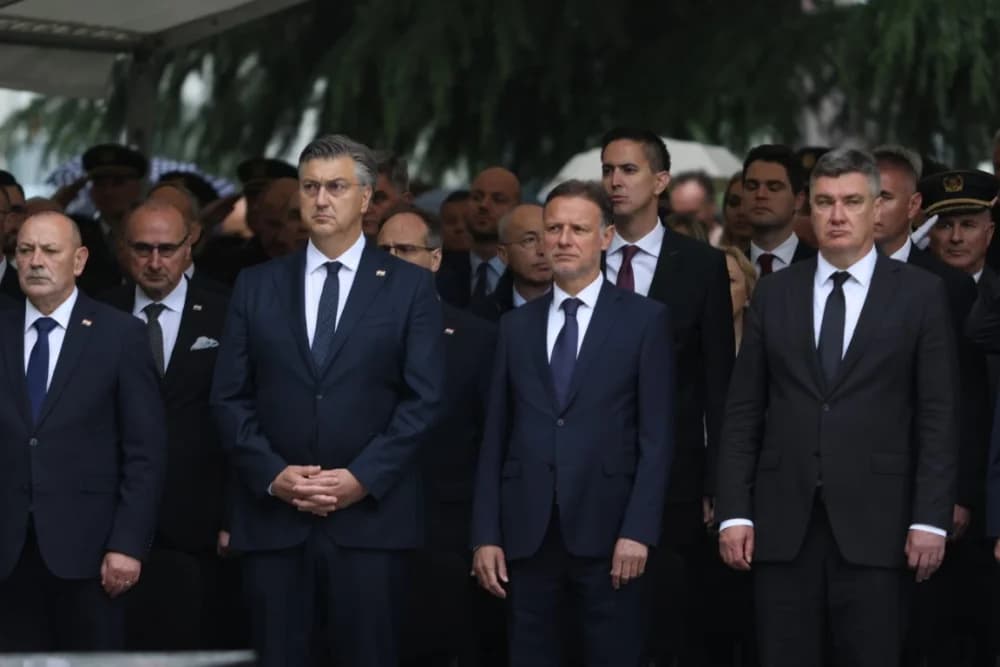 (VELIKA FOTOGALERIJA I VIDEO) Održana svečanost obilježavanja 29. obljetnice vojno-redarstvene operacije Bljesak u Okučanima