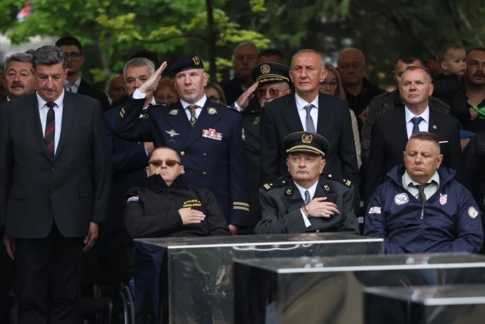 (VELIKA FOTOGALERIJA I VIDEO) Održana svečanost obilježavanja 29. obljetnice vojno-redarstvene operacije Bljesak u Okučanima