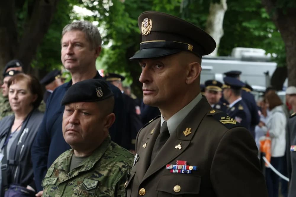 (VELIKA FOTOGALERIJA I VIDEO) Održana svečanost obilježavanja 29. obljetnice vojno-redarstvene operacije Bljesak u Okučanima