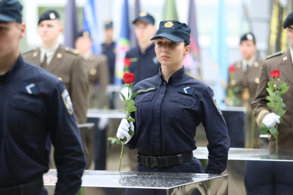 (VELIKA FOTOGALERIJA I VIDEO) Održana svečanost obilježavanja 29. obljetnice vojno-redarstvene operacije Bljesak u Okučanima