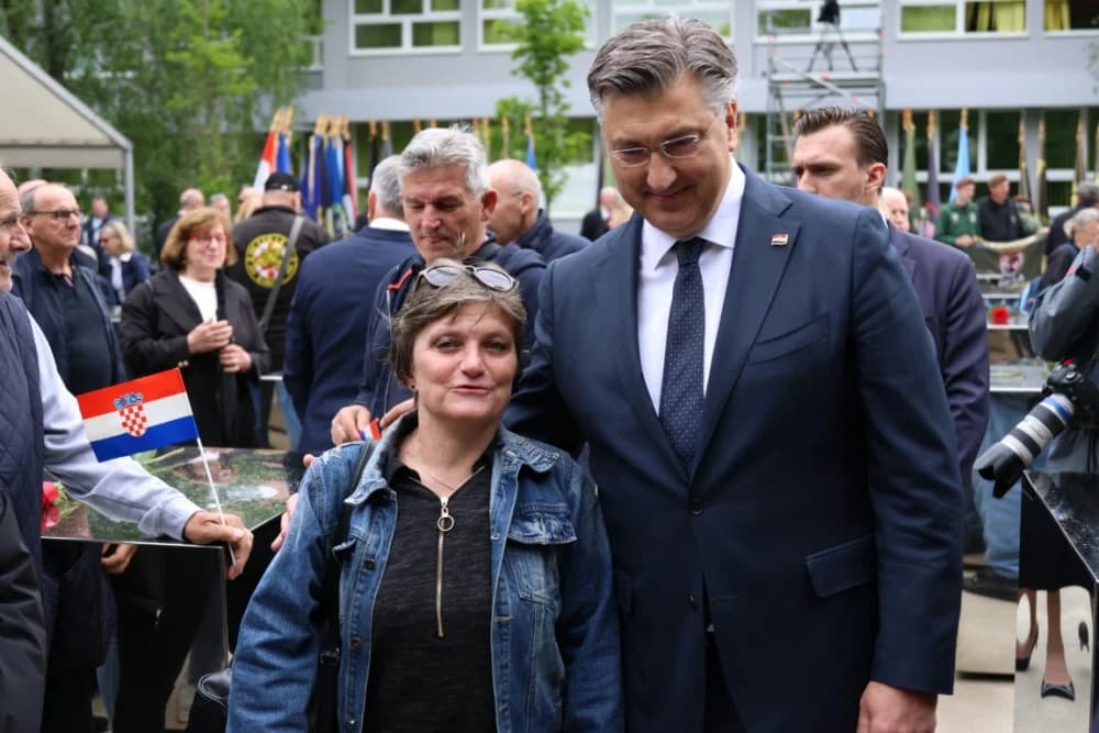 (VELIKA FOTOGALERIJA I VIDEO) Održana svečanost obilježavanja 29. obljetnice vojno-redarstvene operacije Bljesak u Okučanima