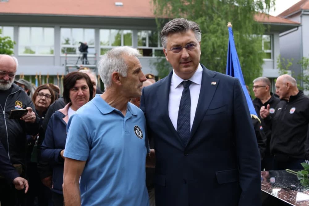 (VELIKA FOTOGALERIJA I VIDEO) Održana svečanost obilježavanja 29. obljetnice vojno-redarstvene operacije Bljesak u Okučanima