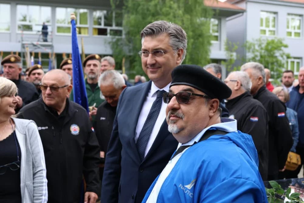 (VELIKA FOTOGALERIJA I VIDEO) Održana svečanost obilježavanja 29. obljetnice vojno-redarstvene operacije Bljesak u Okučanima