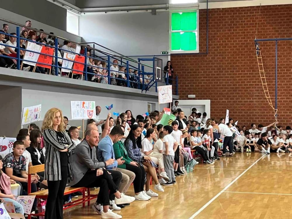 Huginim olimpijskim igrama Osnovna škola Huge Badalića danas obilježava svoj Dan škole