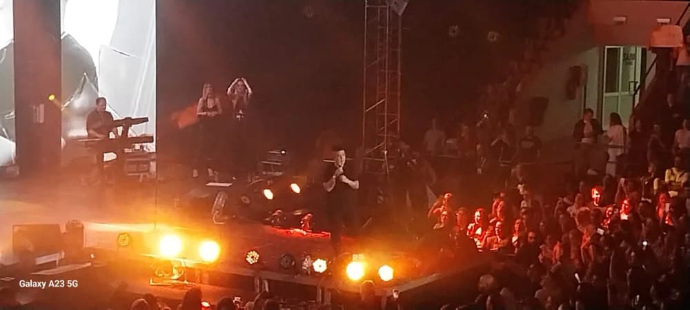 SPEKTAKL U VIJUŠU: Ovako je Marija Šerifović zapalila Slavonski Brod
