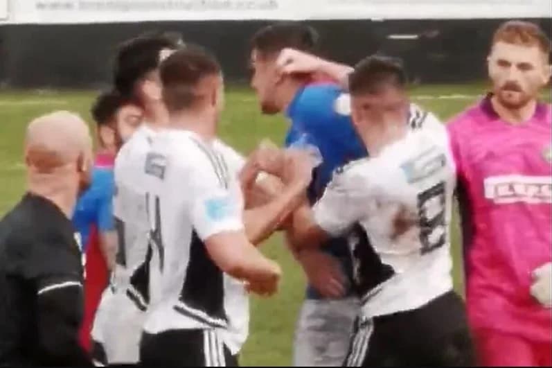 Ozlijeđena trudnica u tučnjavi nakon nogometne utakmice u Starom Slatniku: Frcale su i flaše po glavama igrača!?