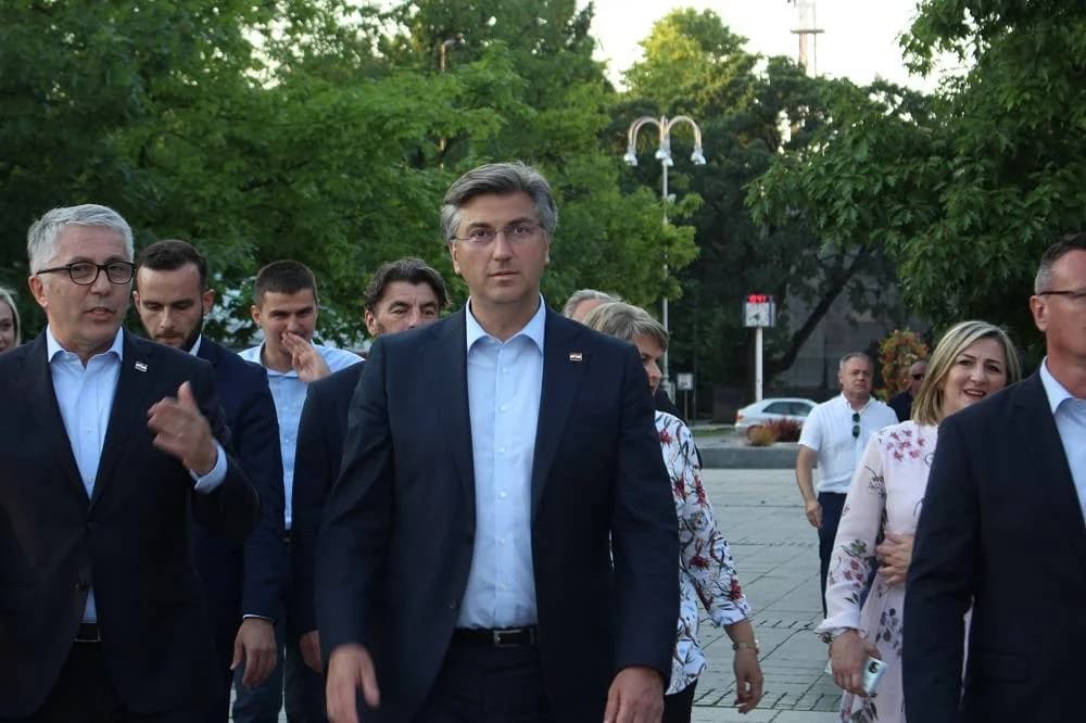 Na zadovoljstvo mnogih: Danas u Sl. Brod dolazi Andrej Plenković