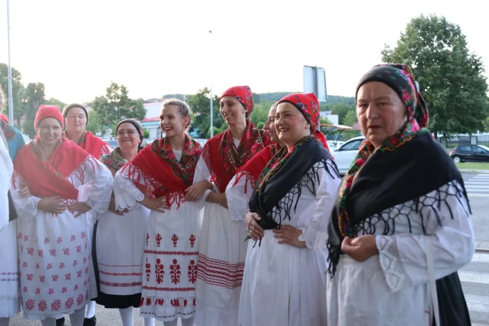(FOTOGALERIJA) Održana tradicionalna smotra folklora „Oj Sibinju lipo selo naše“