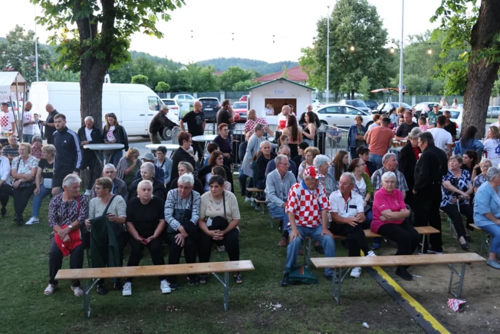 (FOTOGALERIJA) Održana tradicionalna smotra folklora „Oj Sibinju lipo selo naše“