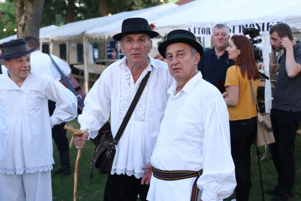 (FOTOGALERIJA) Održana tradicionalna smotra folklora „Oj Sibinju lipo selo naše“