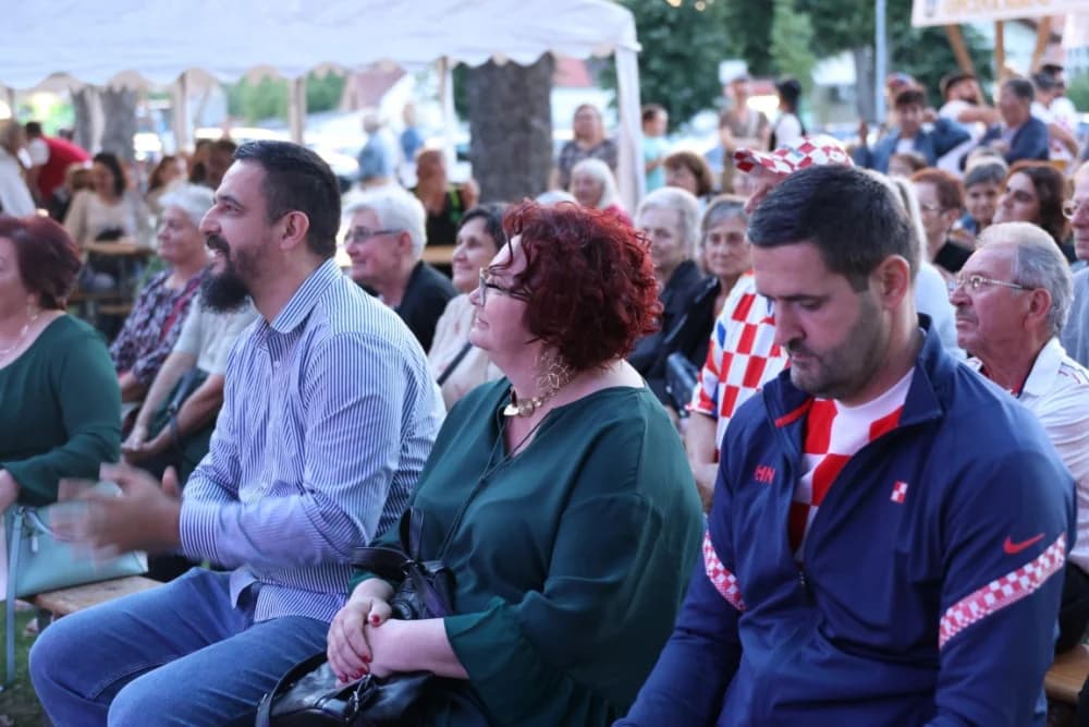 (FOTOGALERIJA) Održana tradicionalna smotra folklora „Oj Sibinju lipo selo naše“