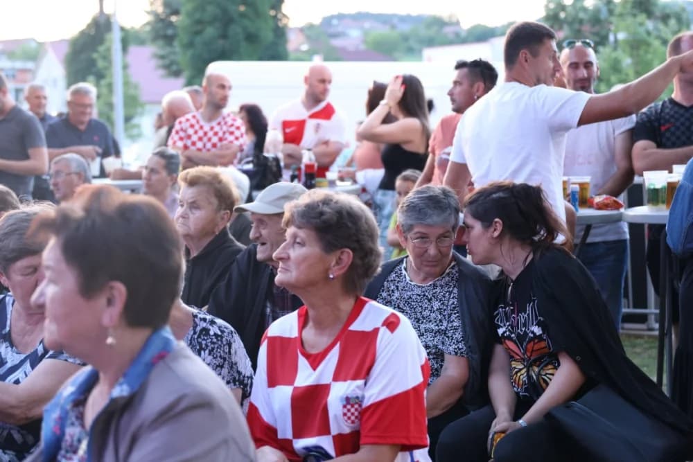 (FOTOGALERIJA) Održana tradicionalna smotra folklora „Oj Sibinju lipo selo naše“