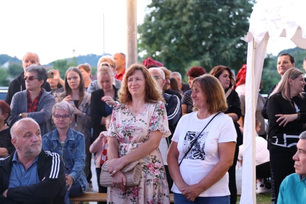 (FOTOGALERIJA) Održana tradicionalna smotra folklora „Oj Sibinju lipo selo naše“
