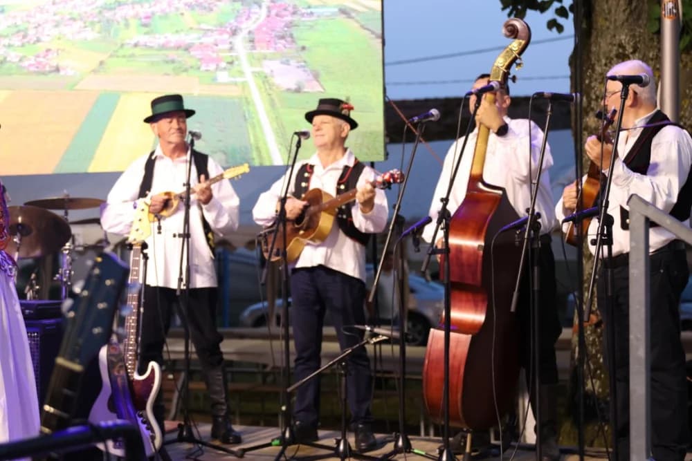 (FOTOGALERIJA) Održana tradicionalna smotra folklora „Oj Sibinju lipo selo naše“