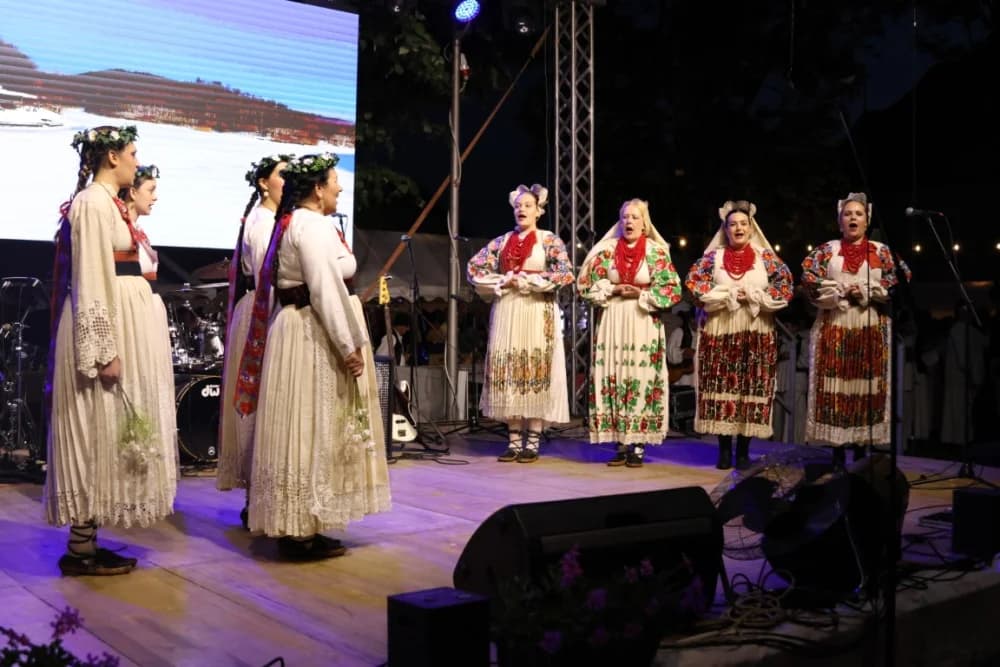 (FOTOGALERIJA) Održana tradicionalna smotra folklora „Oj Sibinju lipo selo naše“