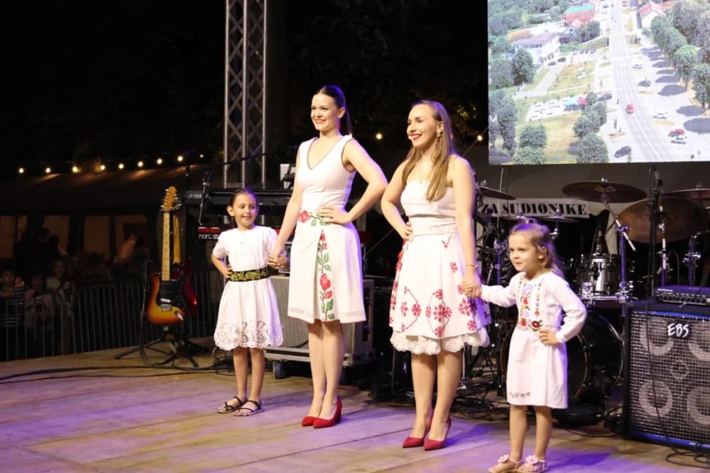 (FOTOGALERIJA) Održana tradicionalna smotra folklora „Oj Sibinju lipo selo naše“