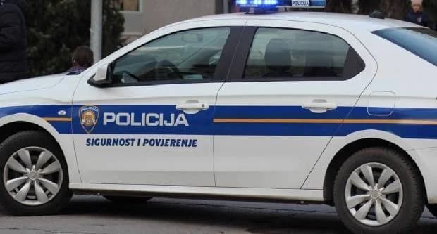Razvalio vrata na gradskoj tržnici