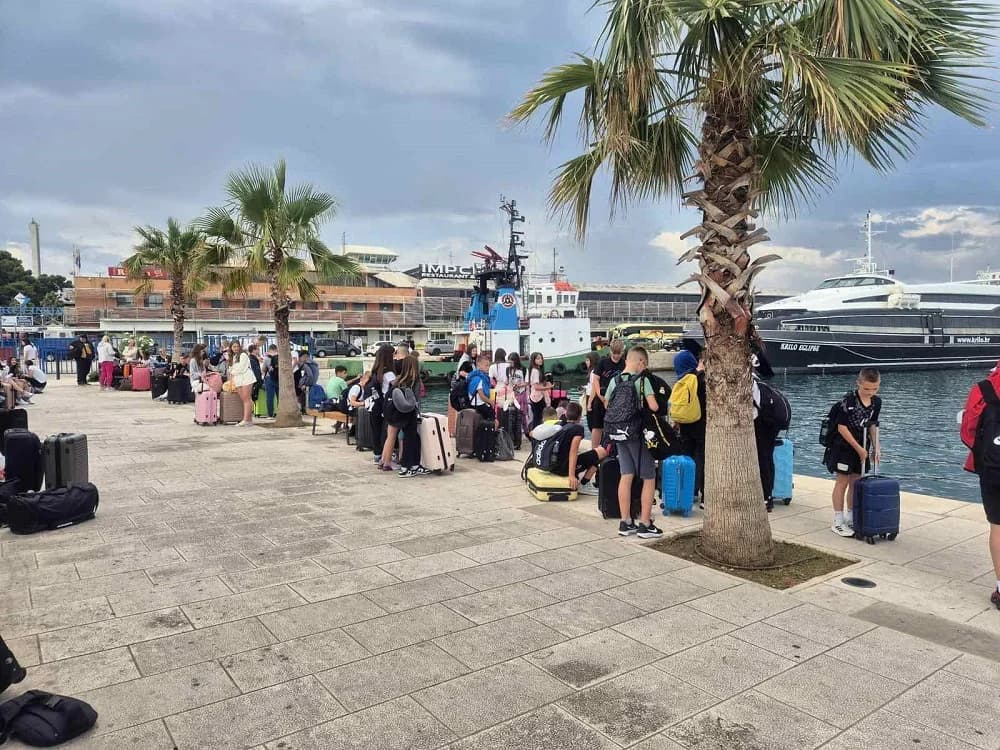 Prva grupa djece stiže u Brodsko odmaralište na Hvaru