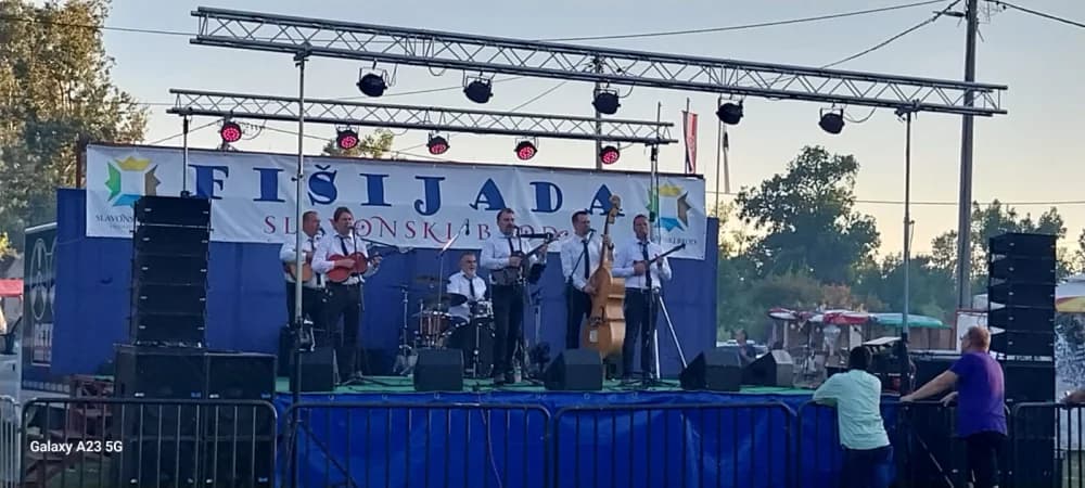 VELIKA FOTOGALERIJA: Ovo su pobjednici brodske Fišijade