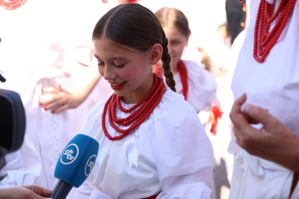 /VELIKA FOTOGALERIJA/ Ljepota tradicije i bogatstvo narodnih običaja dočarana na 58. Đakovačkim vezovima