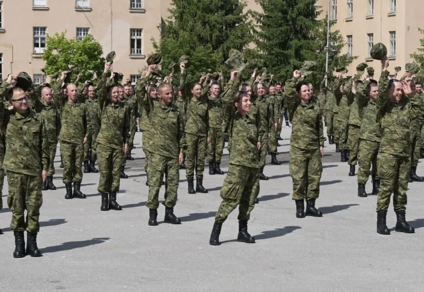 Curi sve više detalja oko uvođenja vojnog roka. Kreće od 1. siječnja, ročnici će ići u Požegu, Sinj i Knin