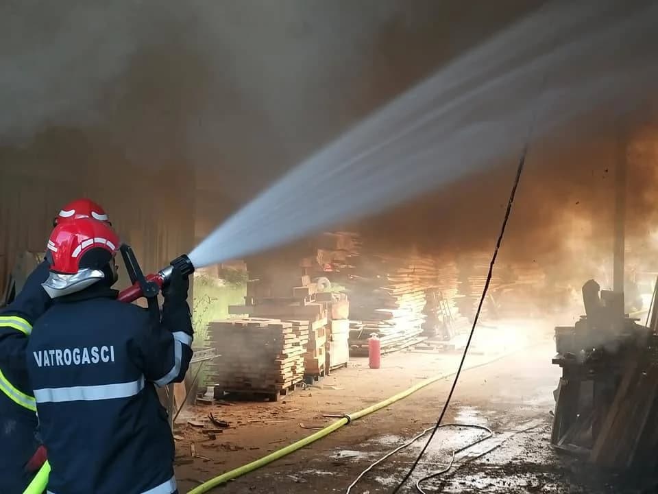Policija objavila detalje: Gorila poznata tvrtka u Sl. Brodu