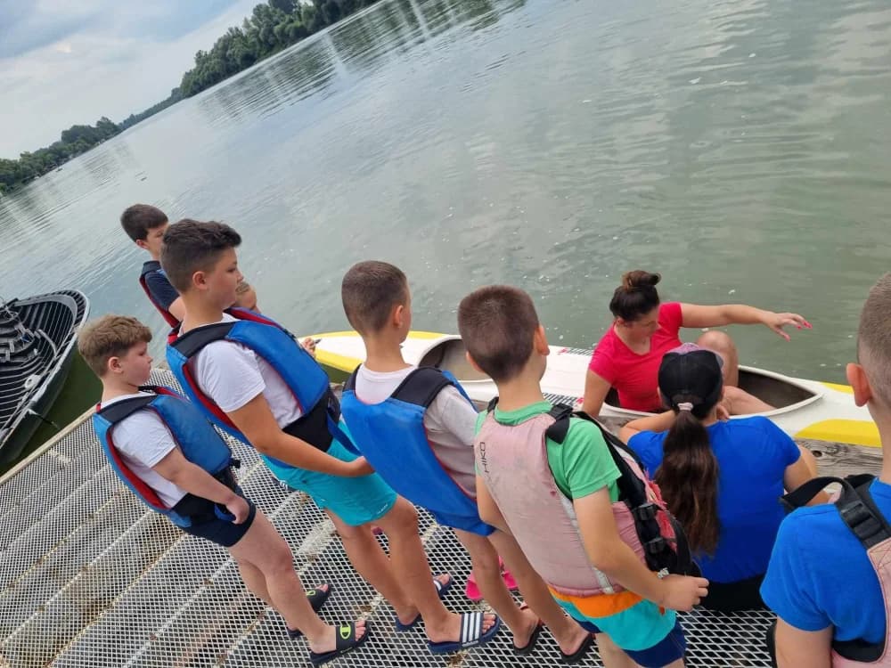 MLADI BROĐANI UŽIVAJU: U tijeku je ljetni program ,,Ljeto u Broduʼʼ