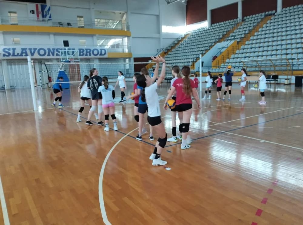 MLADI BROĐANI UŽIVAJU: U tijeku je ljetni program ,,Ljeto u Broduʼʼ