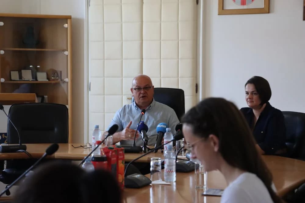 VELIKA NOVOST U SL. BRODU: Duspara sazvao pressicu i objavio detalje