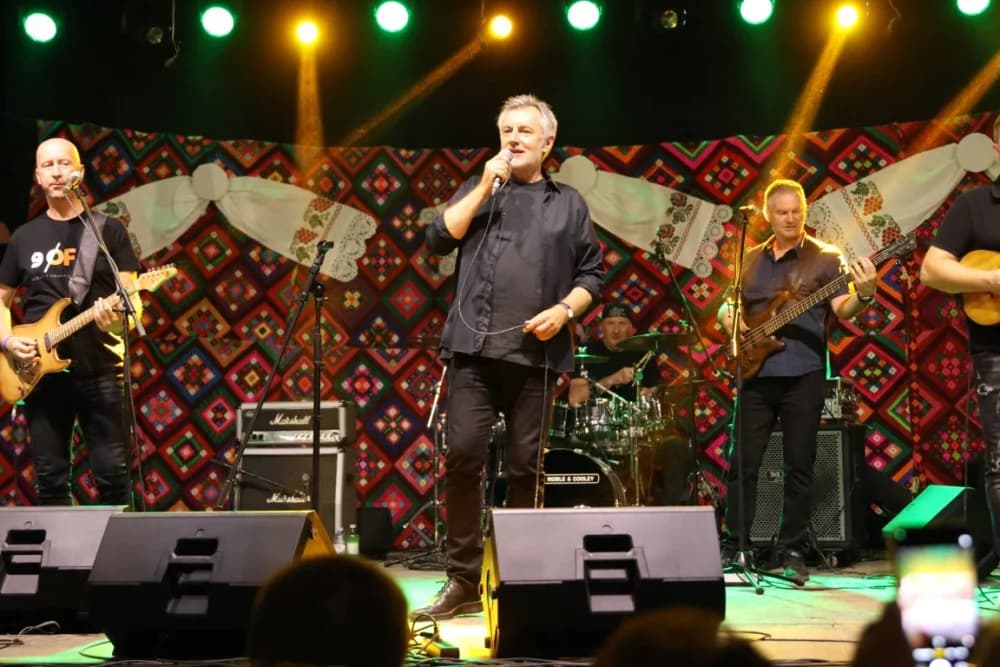 Odvoračka večer privukla brojne posjetitelje na kojoj je nastupili KUD-ovi, Branko Polić, Miroslav Škoro i Valentino band iz Požege